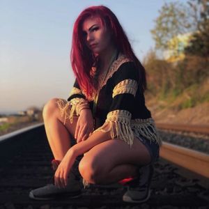 Meet your Posher, Sienna